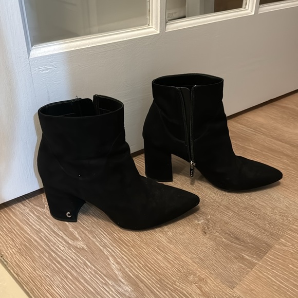 Sam Edelman Pointed Toe Suede Booties - Picture 2 of 2